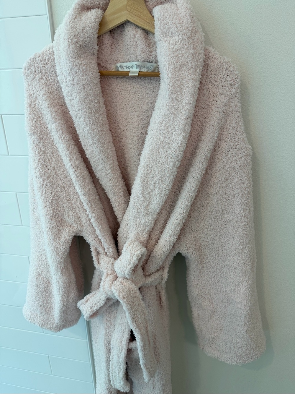 Barefoot Dreams CozyChic Robe in Blush Pink - Picture 3 of 9